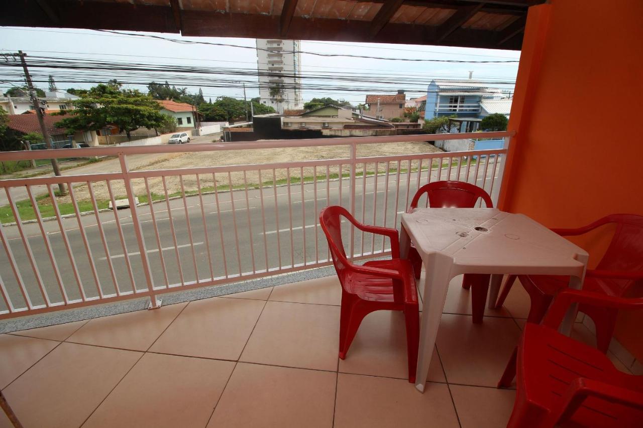 Da Fortaleza 450 Metros Do Parque Beto Carrero Com Café Da Manhã Pensión 2*